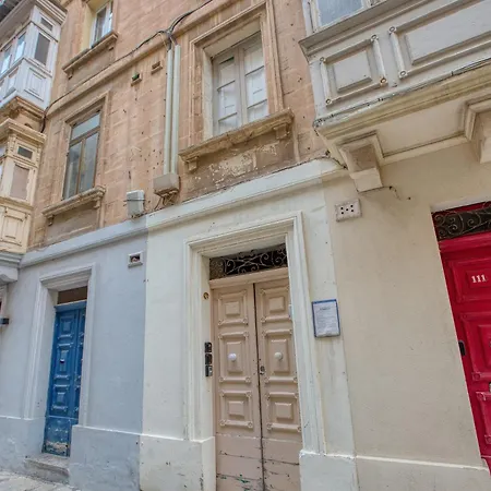 Charming 1br Townhouse Apartment, Old Apartamento La Valeta